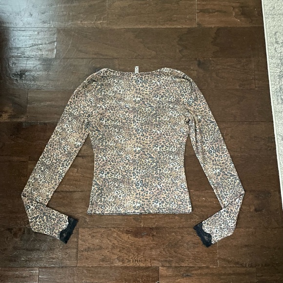 Free people cheetah print long sleeve tee - Picture 2 of 3